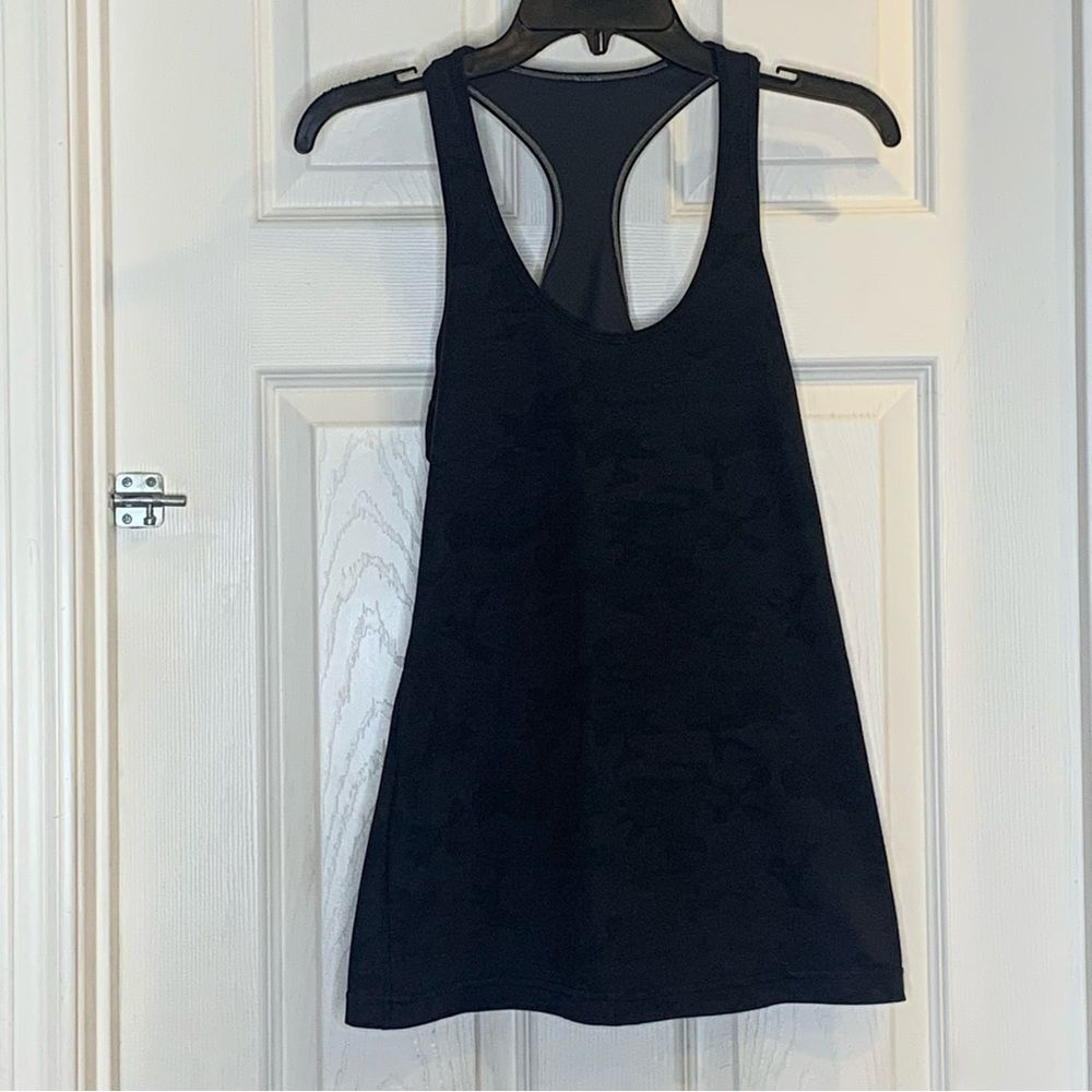 Lululemon Black Camo Print Racerback Tank Size 8